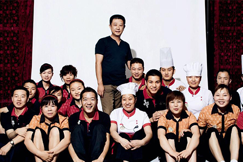 海底捞如何用微信“黏住”员工