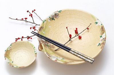 俏凤凰、煲仔饭，那些开始挖掘中国传统美学的餐饮!