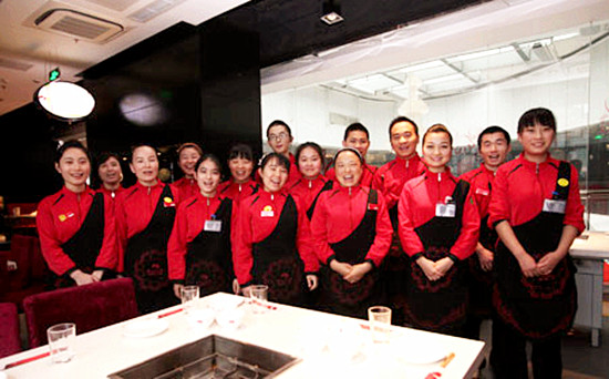 给离职员工800万嫁妆！你看得懂海底捞的行为吗？