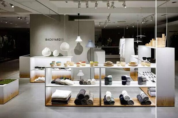 时尚还能这么玩，给这些拉风的百年老店“跪了”