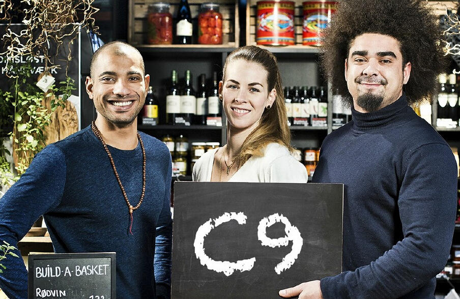 产品是入口，客户才是资产