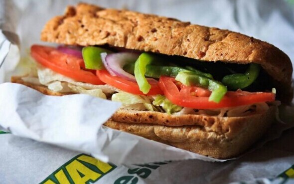 赛百味放弃低价策略，还为了涨价发表声明