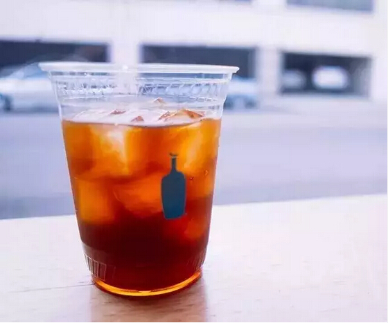 这个挑战星巴克的品牌仅用2个字便震动了星巴克