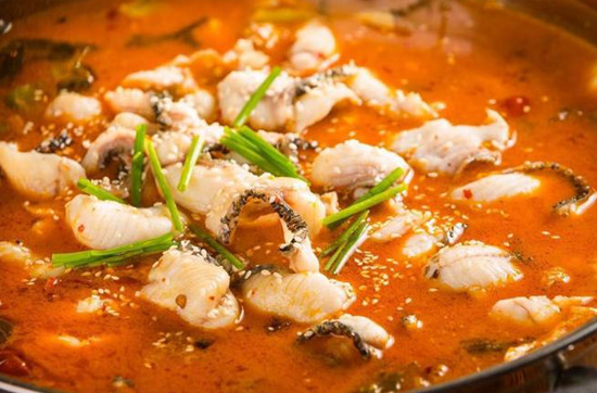 从开业连亏20天到日卖三千份酸菜鱼，他如何做到？|餐饮界