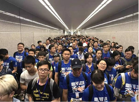 盘点：2017深圳百公里8个感人瞬间