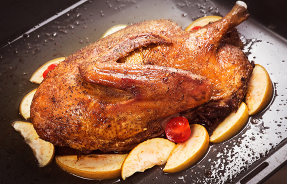 竹篮打水一场空？全聚德终止收购汤城小厨