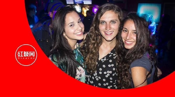 喜茶、海底捞都疯了吗？这简直不是个餐厅了