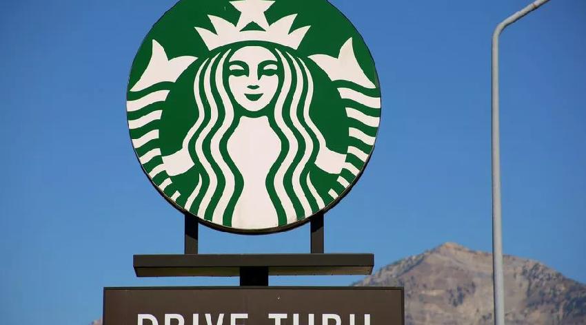 关店150家，并宣布大裁员，这能解救星巴克的危机吗？|餐饮界