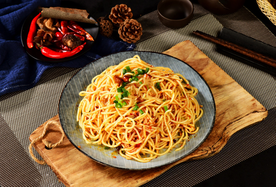 餐饮大事件214|沪上阿姨获近亿元A轮融资，钟薛高开始卖水饺，肯德基无人自动餐车上街！|餐饮界