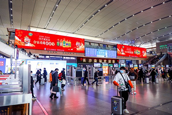 2022，虎年春节“福”满22城，过中国年，合家团圆道道全