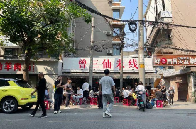 日营业额2万的米线店，有哪些过人之处？|餐饮界