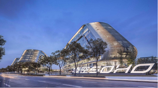 乐乐茶的“七年之痒”，靠什么重新发起市场冲锋？