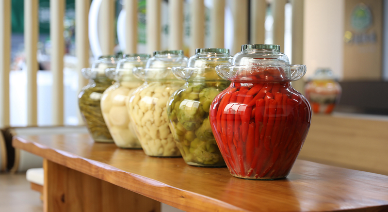 《中国泡菜行业隐形冠军：吉香居发展与行业启示》