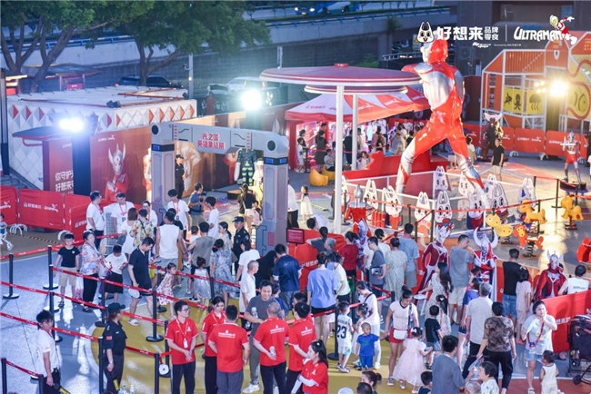 好想来创新联动全民IP经典奥特曼 打造休闲零食IP联动新标杆