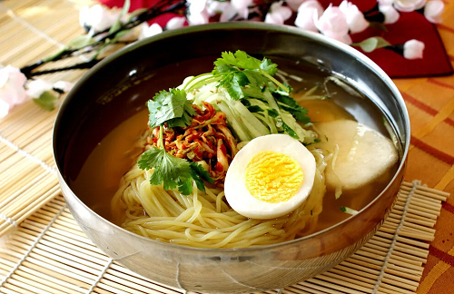 解锁龙江美食荟——本次舌尖之旅从鸡西冷面始发！