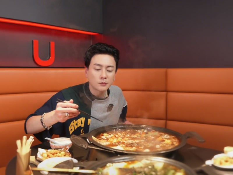 借势抖音明星流量，餐饮品牌打造同款套餐撬动年轻市场