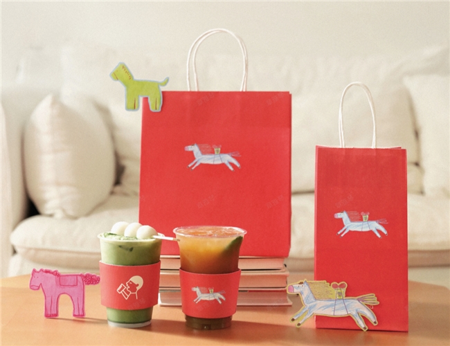 喜茶合作“小马”马思纯，一起画马开启马年灵感